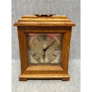 Seth Thomas Mantel Clock Brown Excellent Oak Wood Roman Numerals Battery